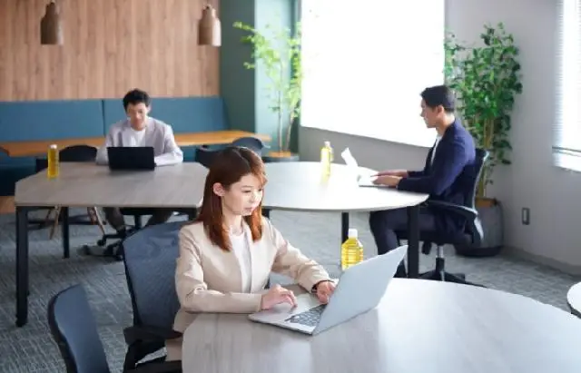 フレックス／福利厚生充実／業界トップクラスのクオリティを誇る高品質な給与計算などのBPOサービスを提供