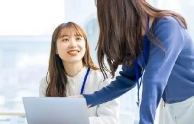 給与計算・社会保険手続きメイン／外資系クライアントあり／人事労務・会計税務アドバイザリーサービス／リモートワーク可！