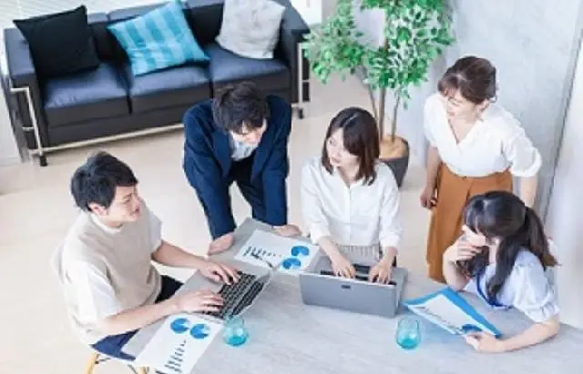 《キークレア社会保険労務士法人》クラウド型社労士法人／経営課題にワンストップで対応、グループ内外の専門家と協力し顧問先の持続的成長に貢献