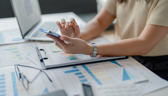 社労士,年収アップ,キャリアパス