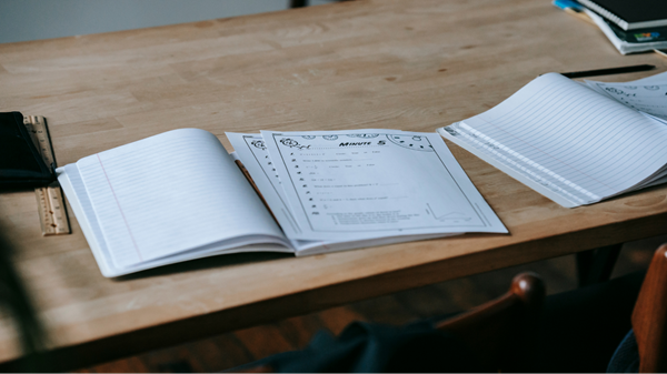 社労士専門学校,種類,特徴