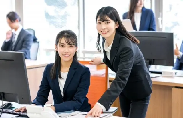 社会保険労務士法人／社労士業務スタッフ／人事労務領域において高い品質サービスを提供／リモートワーク可