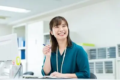 《企業内社労士》社員の働きやすさを支え、組織の成長をともに築く労務担当ポジション！ 