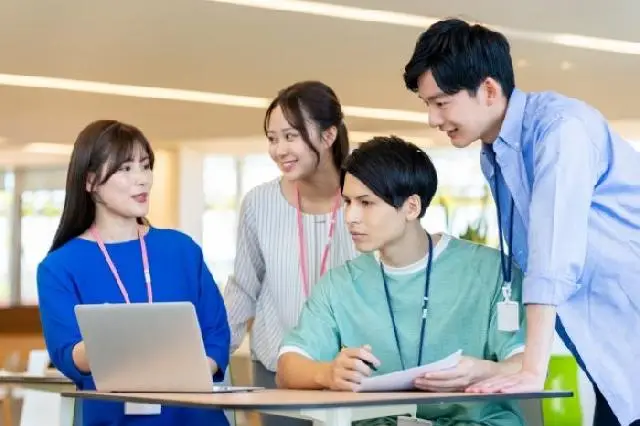 《株式会社コーポレート・アドバイザーズ》採用担当／人材業界での経験者歓迎／グループ全体で600名の社員数を誇る税務会計系コンサルティング会社