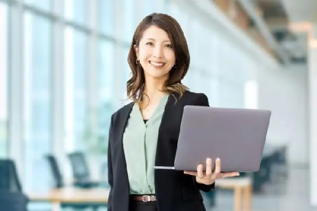 代表秘書／フレックス、在宅、英語活用／クライアントの90％以上が外資系企業の国際税務コンサルティング会社