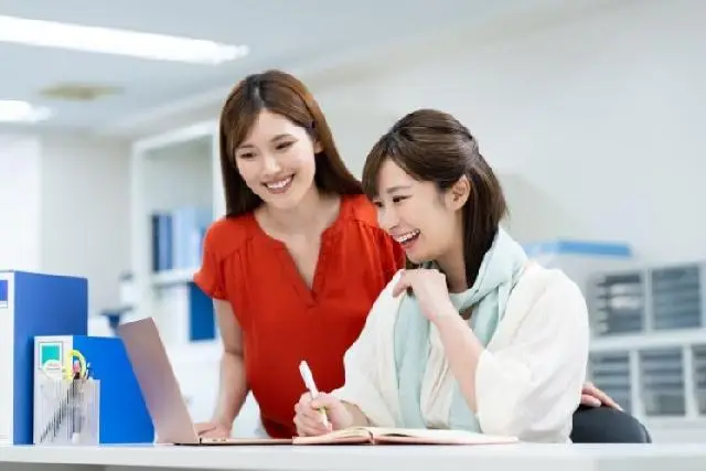 人事労務業務スタッフ（新宿HR事務所）／全国拠点90か所、顧問先数17,000件を超える豊富な経験と実績、国内最大級のコンサルティングファーム