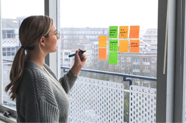 1. 社労士資格の取得方法と転職のチャンス