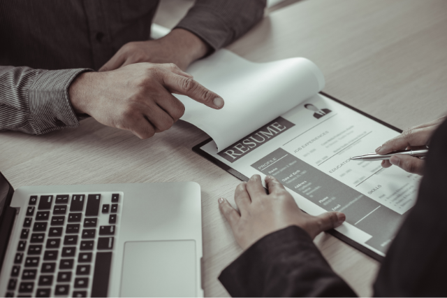 3. 20代30代で社労士転職を考えるときに注意すべきキャリアの分岐点