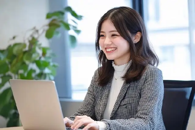 ≪労務事務スタッフ≫各分野のプロフェッショナルが集まったprofessional group！労務手続・コンサルティング