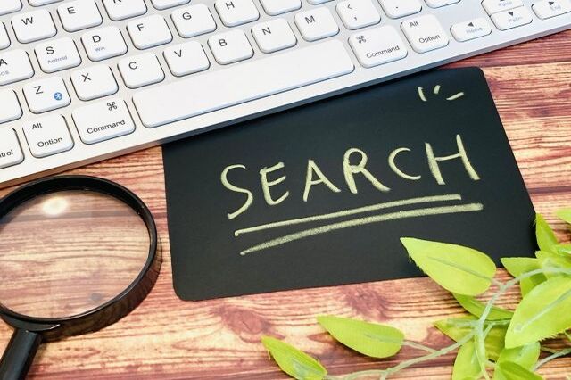 法改正,情報収集,時事,トレンド,行政サイト,メディア,士業,インプット,ルーティン