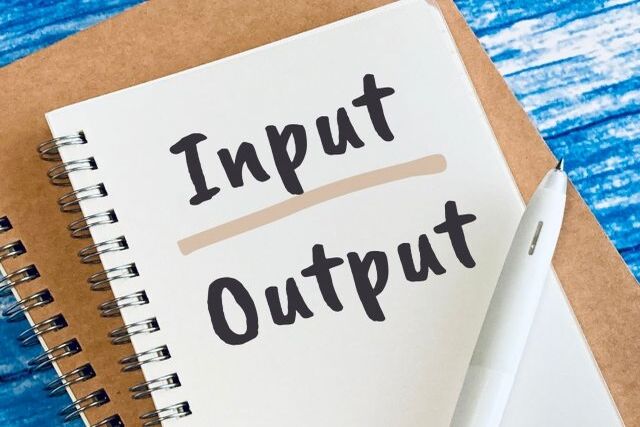 法改正,情報収集,時事,トレンド,行政サイト,メディア,士業,インプット,ルーティン