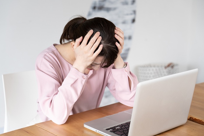 社労士事務所,ブラック,後悔