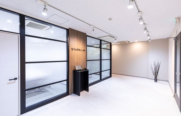 《スターズラボ社会保険労務士法人》税理士法人併設型／社会保険労務士歓迎／新設メンバー募集／残業少なめ／風通しの良い社風