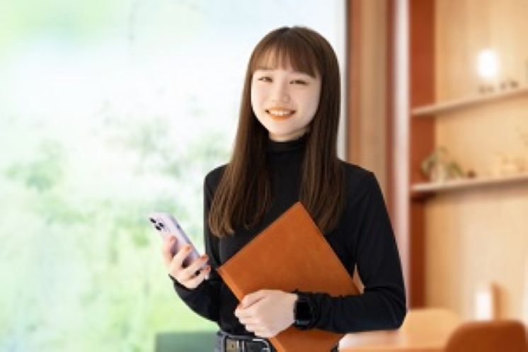 《社会保険労務士法人AdjustHR》フレックスタイム制／ITを駆使し、人事労務の専門家集団として、企業における”人事労務”を全体支援する社労士法人