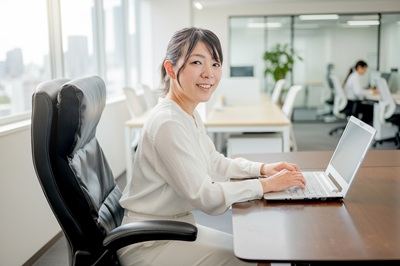 週3～4日リモート・フレックス有で働きやすさ◎！給与・手続き～コンサルティングまで提供する社会保険労務士法人！