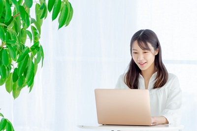 東証プライム上場グループの中核会社／将来的には人事戦略、採用、研修など人事に係る業務全般へのチャレンジも可能です