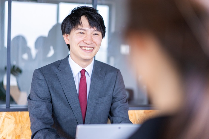 未経験歓迎からスタート可／総務・労務（給与社保・備品管理など）将来的に組織構築に携われるポジションです