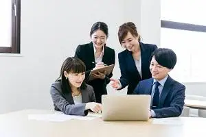 税務顧問業務／税理士、科目保持者募集／多様な税務コンサルティングを提供している大手総合事務所！